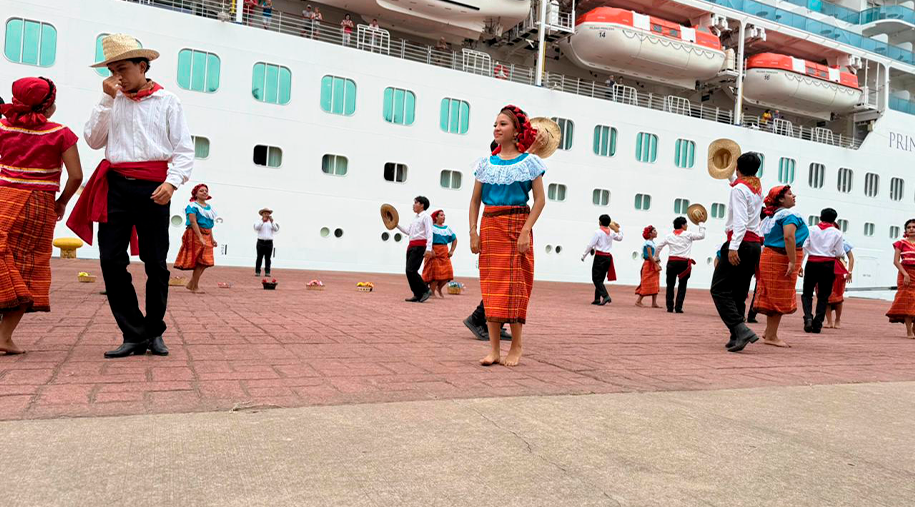 Puerto Chiapas registra arribo del buque granelero TSL Rosemary para exportación de azúcar