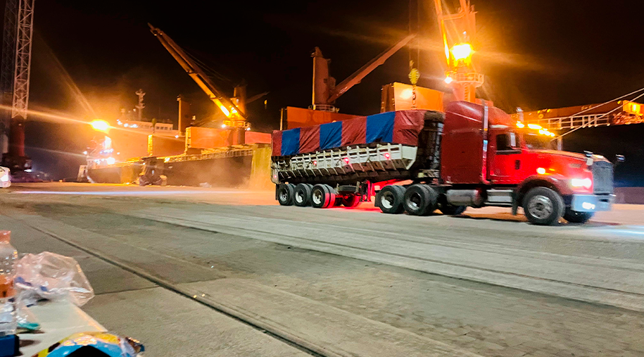 Arribo del crucero SEABOURN SOJOURN a Puerto Chiapas