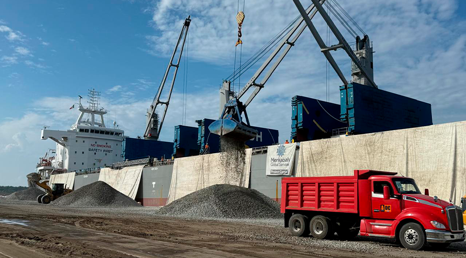 Arribo del crucero SEABOURN SOJOURN a Puerto Chiapas