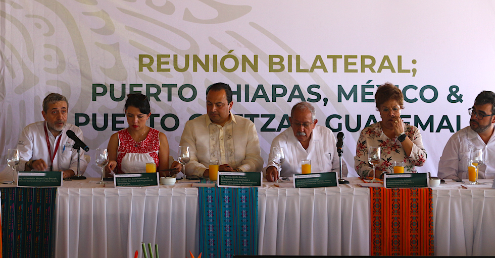 Acuerdan intercambio comercial marítimo entre Puerto Chiapas, México, y Puerto Quetzal, Guatemala