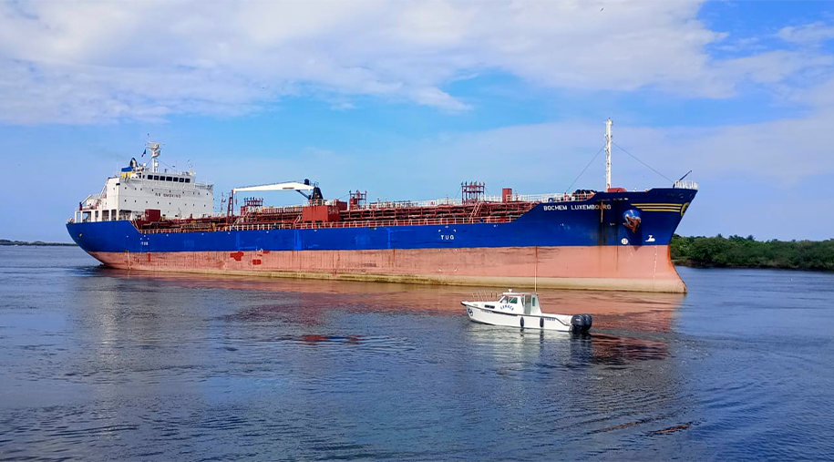 ASIPONA Puerto Chiapas participa en jornada de limpieza de playas en el marco del día mundial del medio ambiente