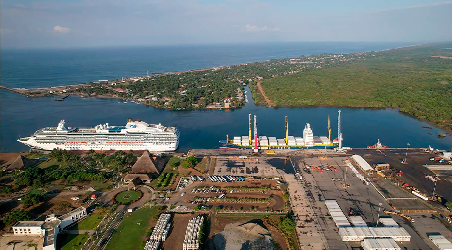 Puerto Chiapas registra arribo del buque granelero TSL Rosemary para exportación de azúcar